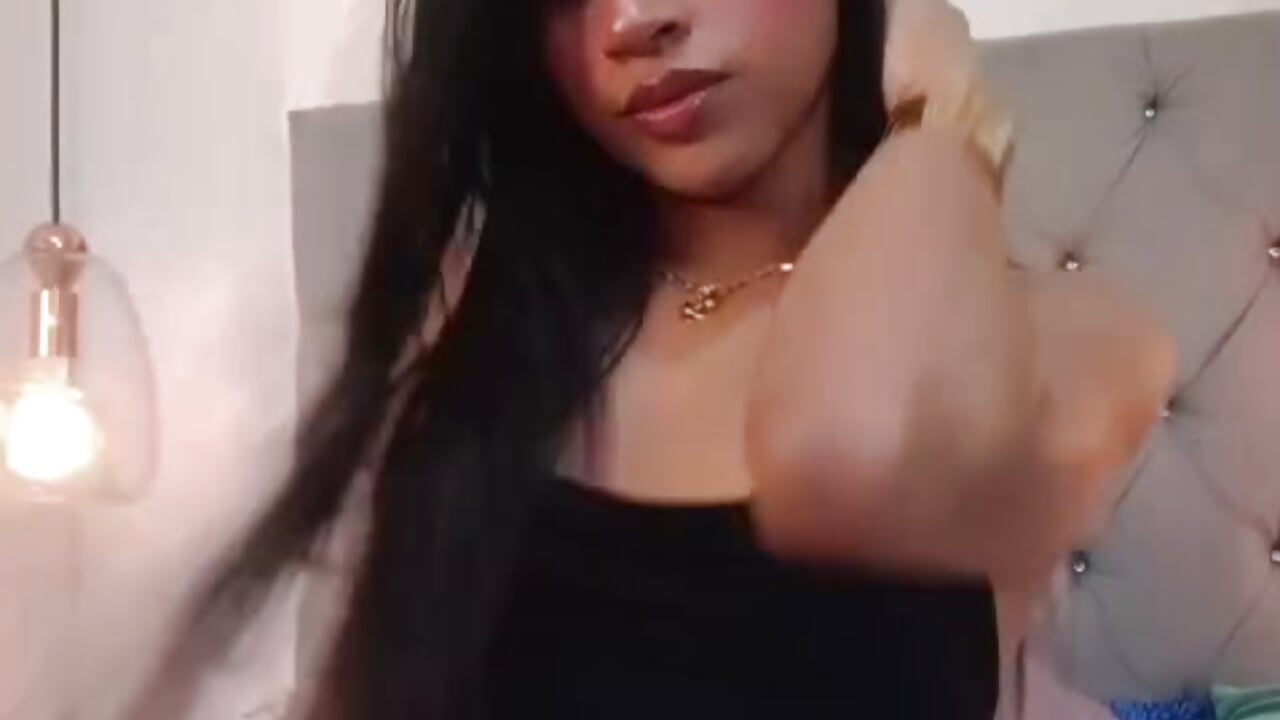 Glamourous Babe 💎 - فيديو من KimberlyCutee موديل الكام