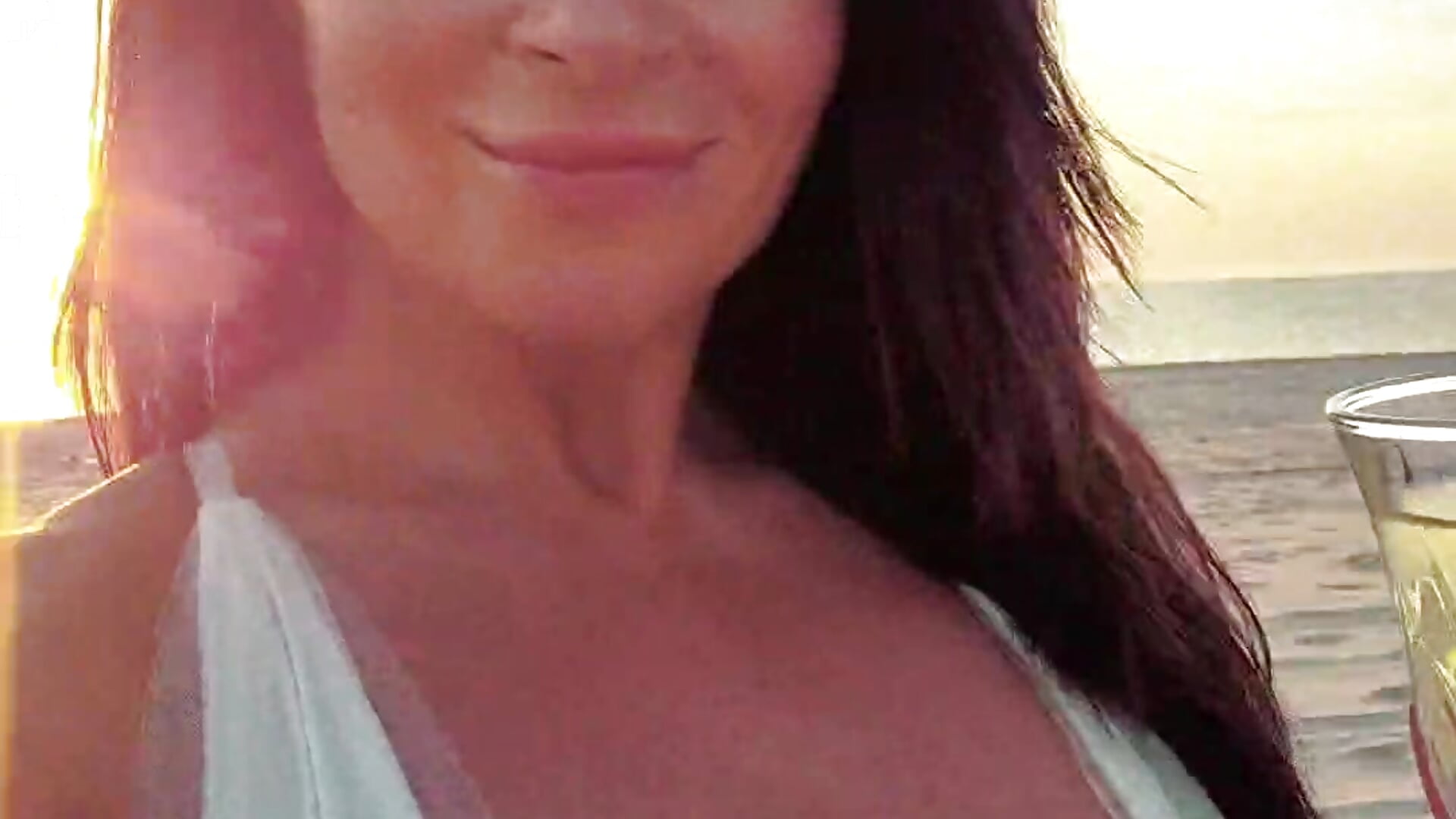 Chill time - vídeo de HelenLuxx modelo de câmara