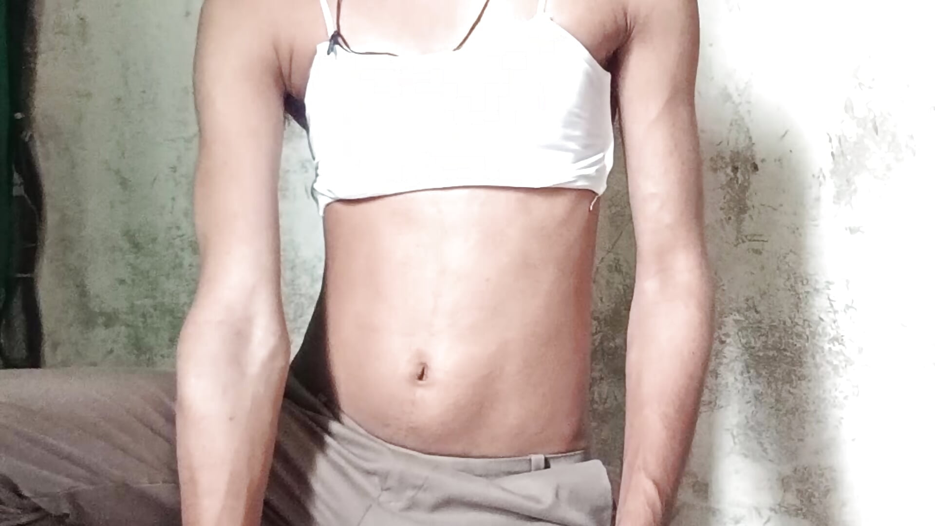 Pink 🩷 underwear white 🤍 Bra 👙 – видео вебкам-модели Yash_Sharma18