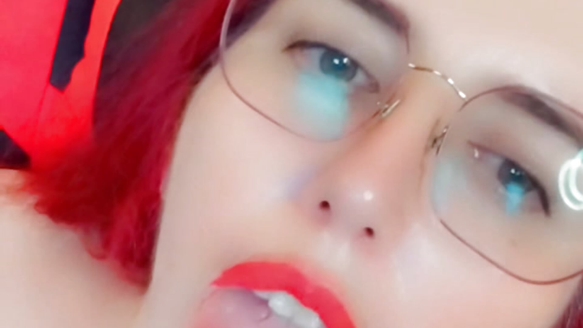Your goddess My wet white pantys FUCK ME