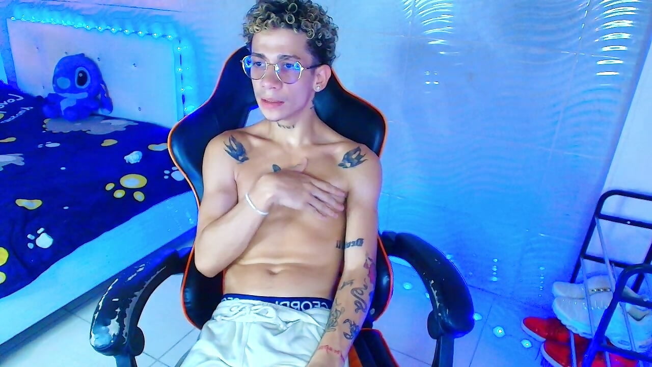 hi - video by mateodeamjo cam model