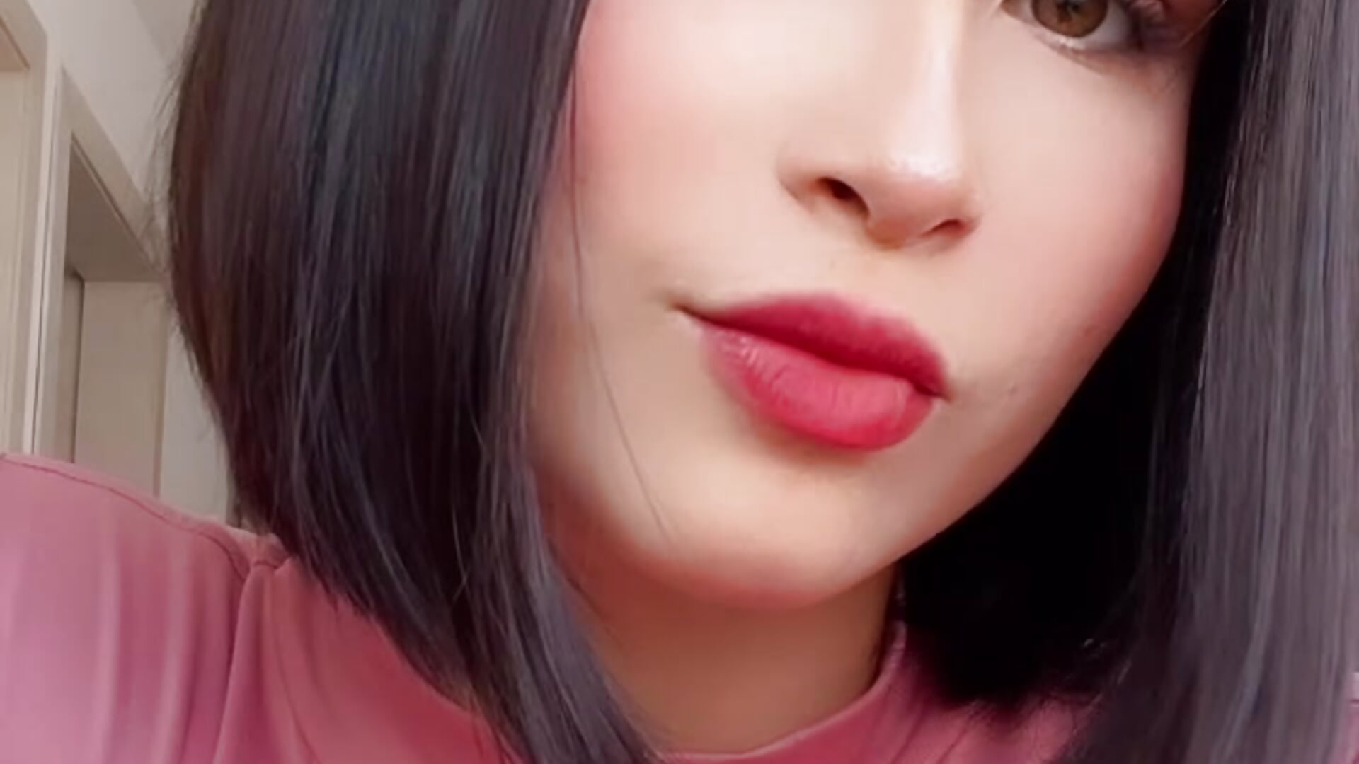 Hi ✨🤭❤️ - video by LianaReyes cam model