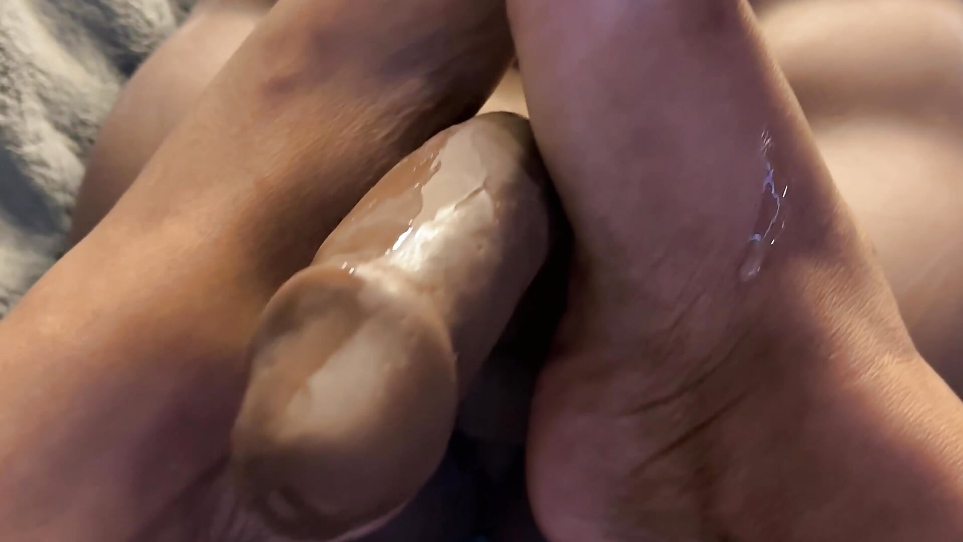 Cum on my feet baby - Video von euphoria_baby Cam-Model