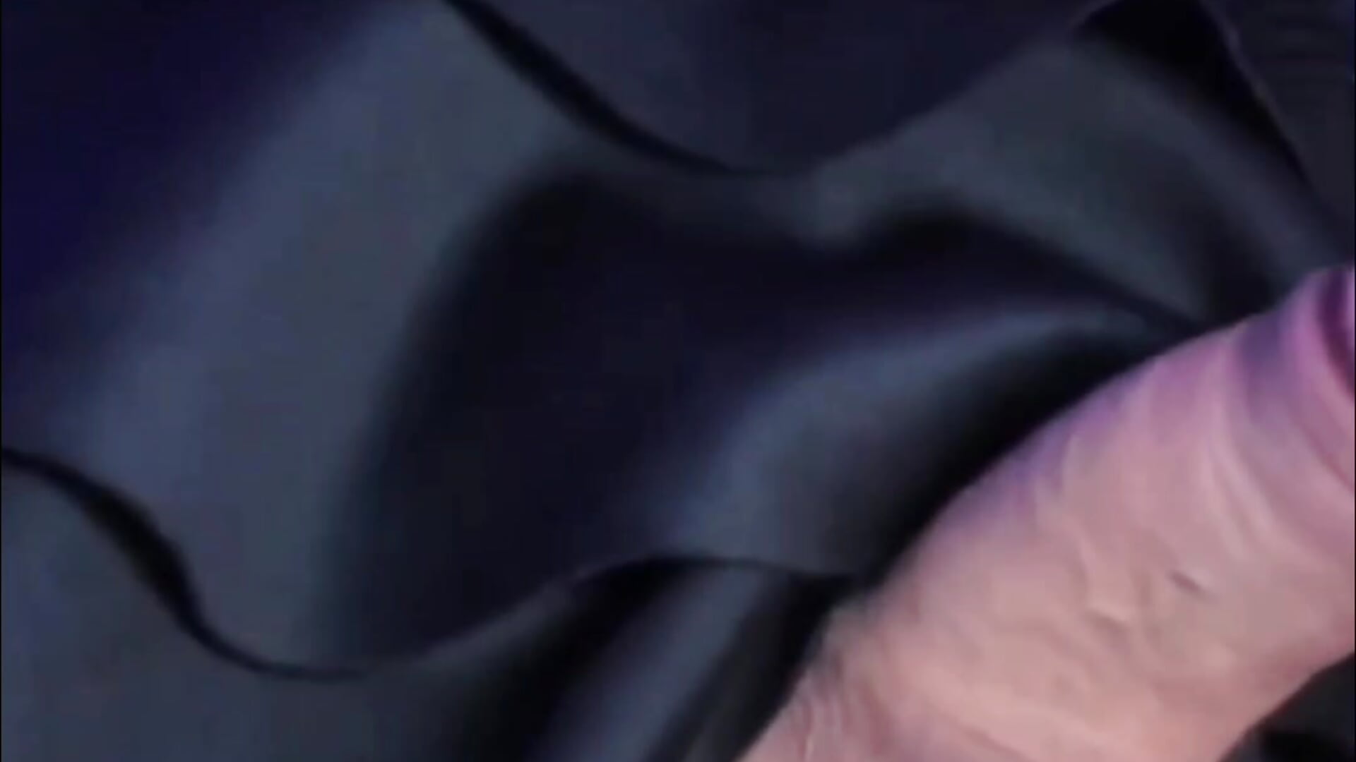 my sexy black miniskirt 🔥 - відео від вебкаммоделі Denisse_Ale