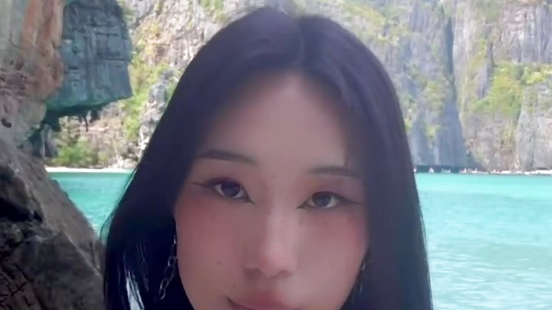 ☀️☀️☀️ - video by EvelinBunny cam model