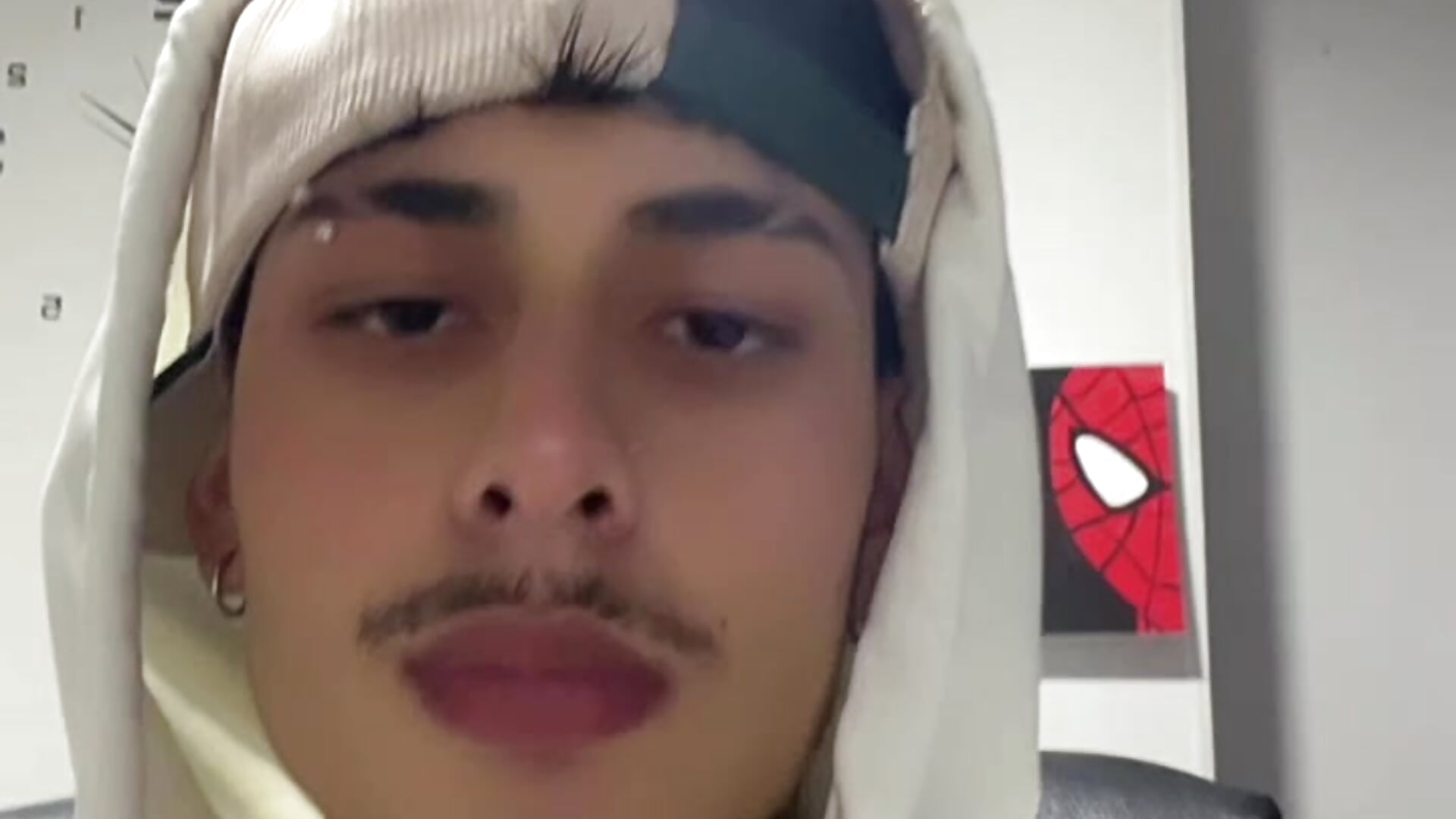 73901341b93547569ec8799df146a8c8 - video của người mẫu cam Bastiaan_28