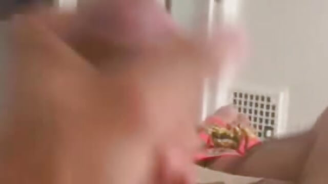 Beating the stick - video Gjvvjku kameramallilta