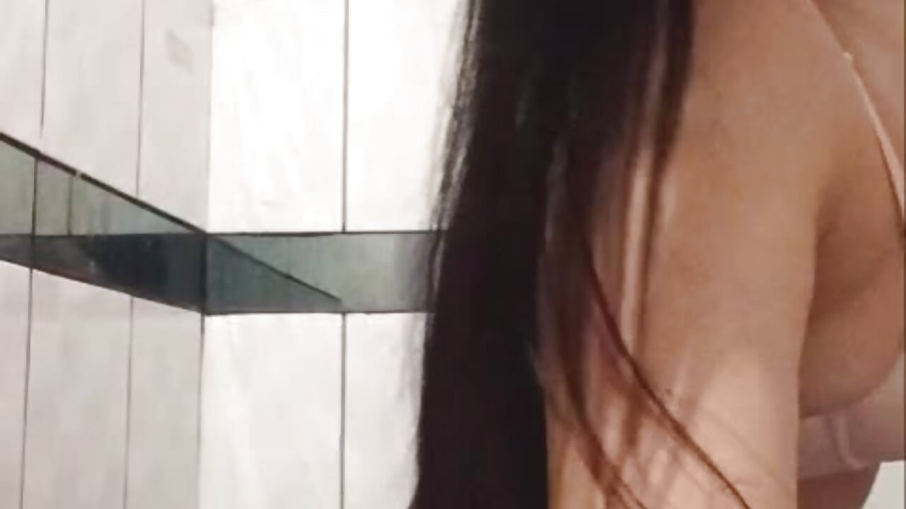 VID-20250403-WA0007 - відео від вебкаммоделі KittyLesly