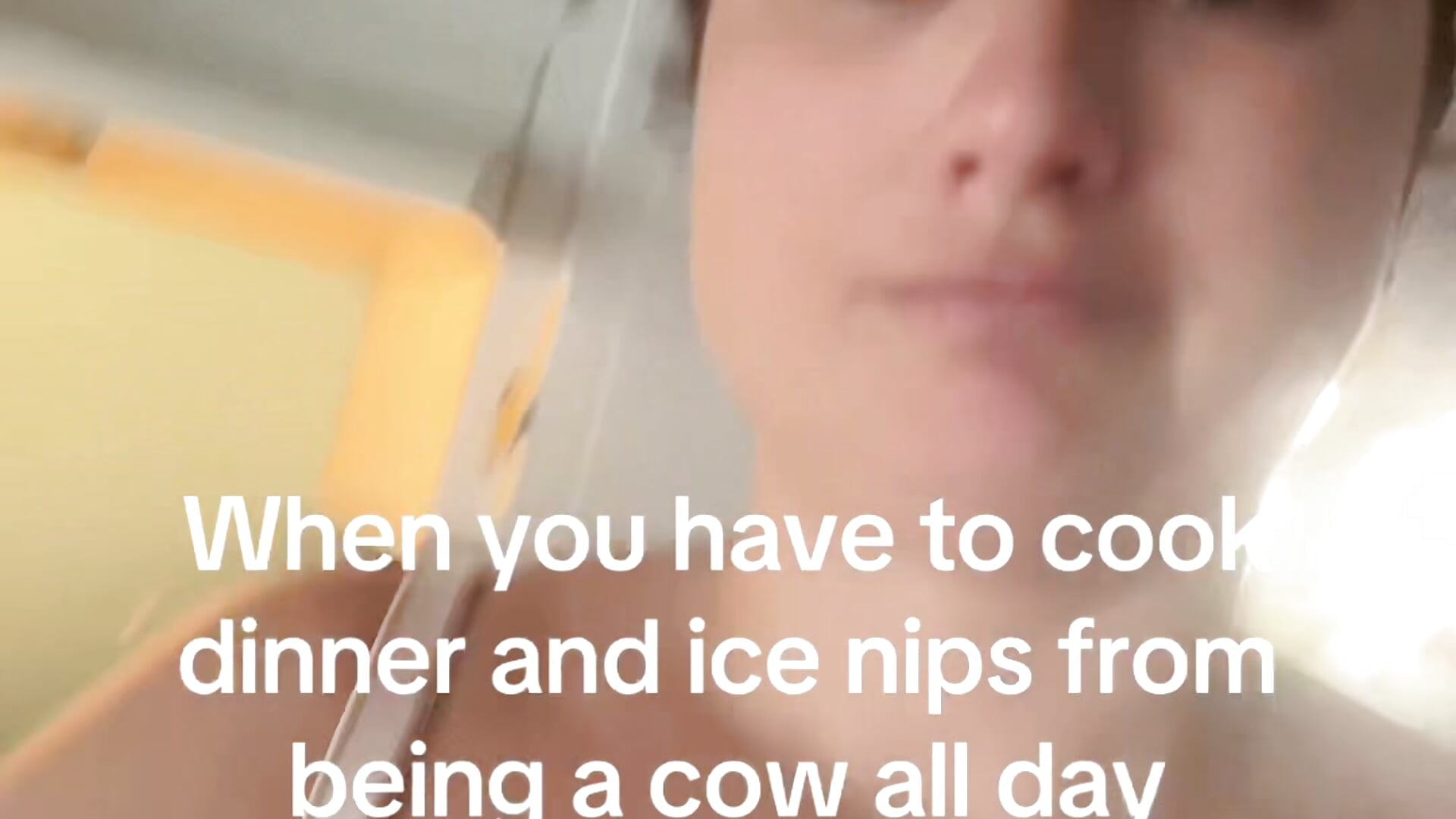 v12044gd0000d347qcnog65ha2v4q580 - vidéo du modèle de showcams MilfyMrsRobinson