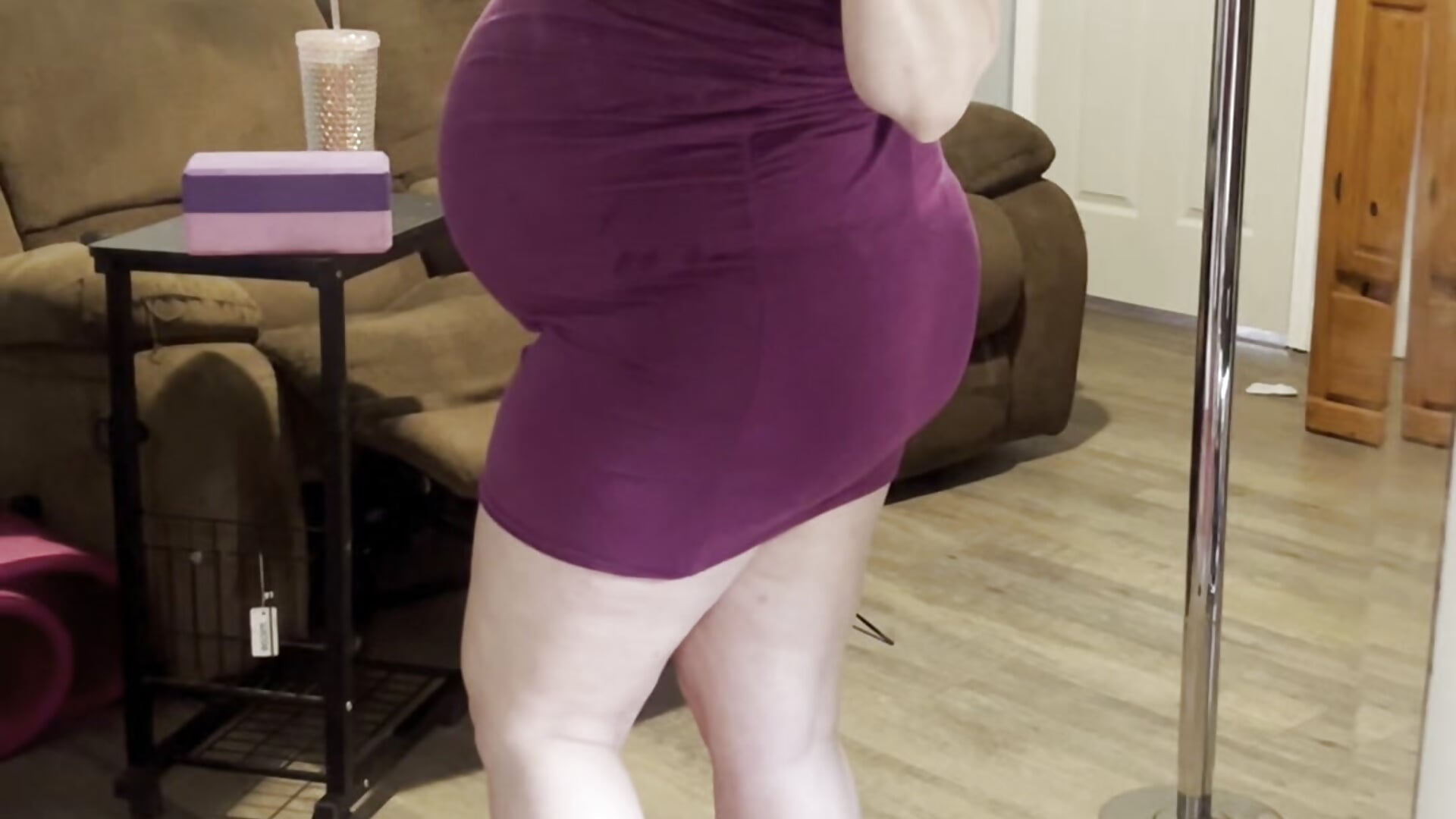 Bumpin - video by MilfyMrsRobinson cam model