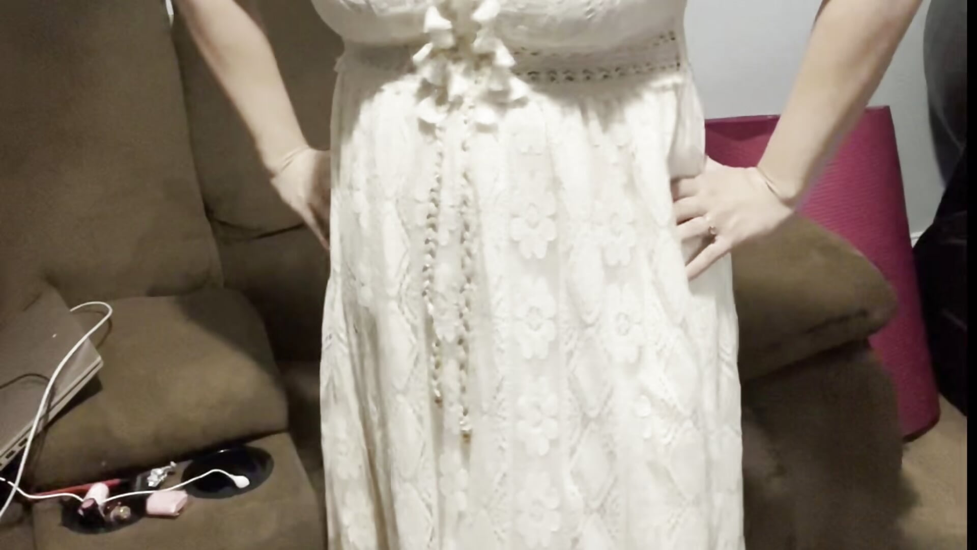 v12044gd0000d2llt6vog65o7qs2jmvg - vidéo du modèle de showcams MilfyMrsRobinson