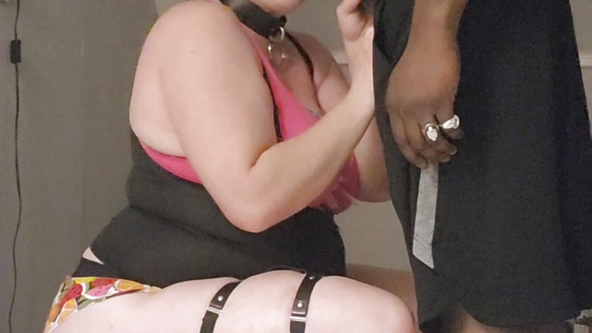 BBC Interracial, White pawg slobbing on huge BLACK horse COCK! Big Tits. FAT ASS