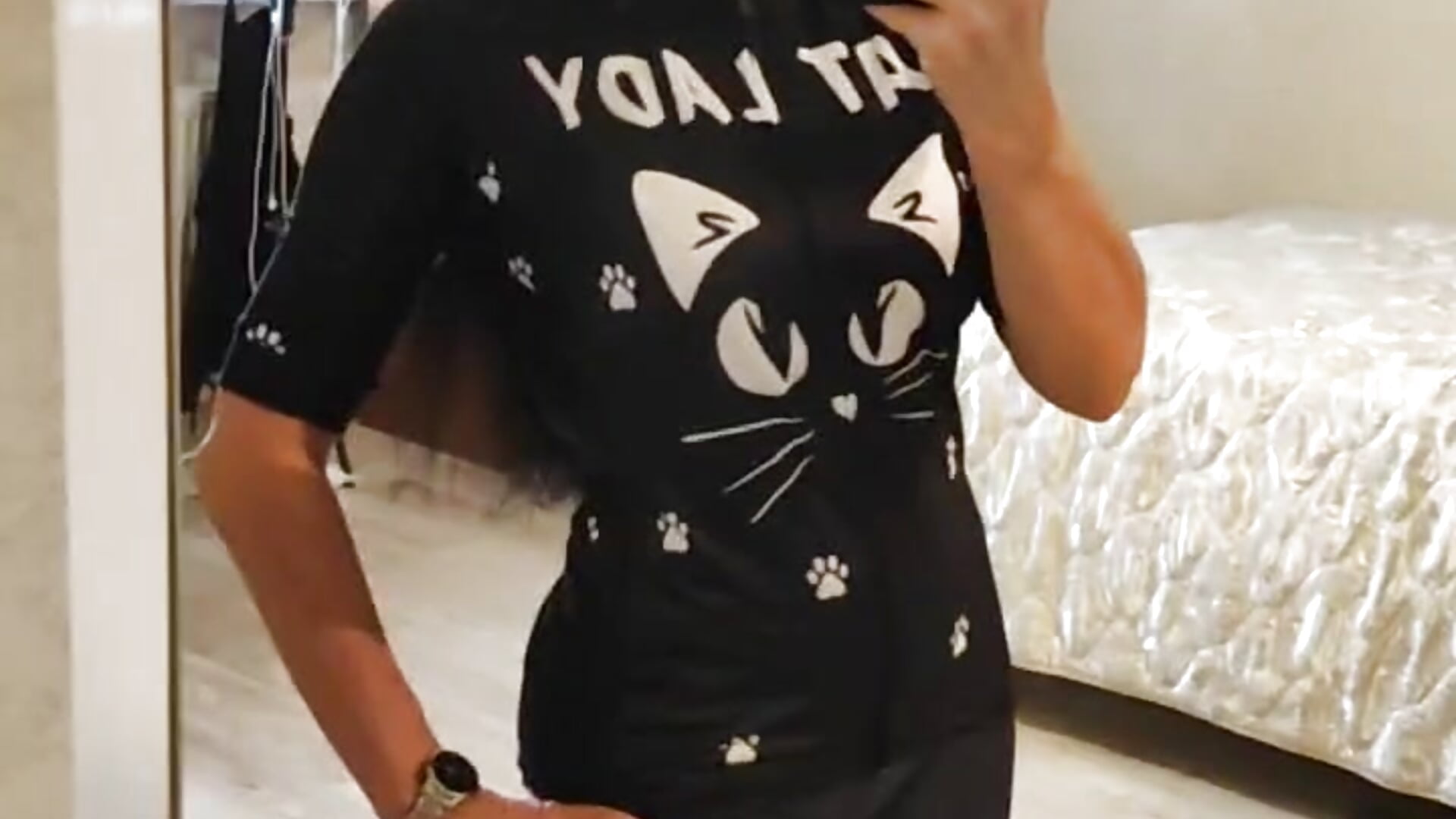 my outfit for a bike ride - video by leillaMurrayy cam model