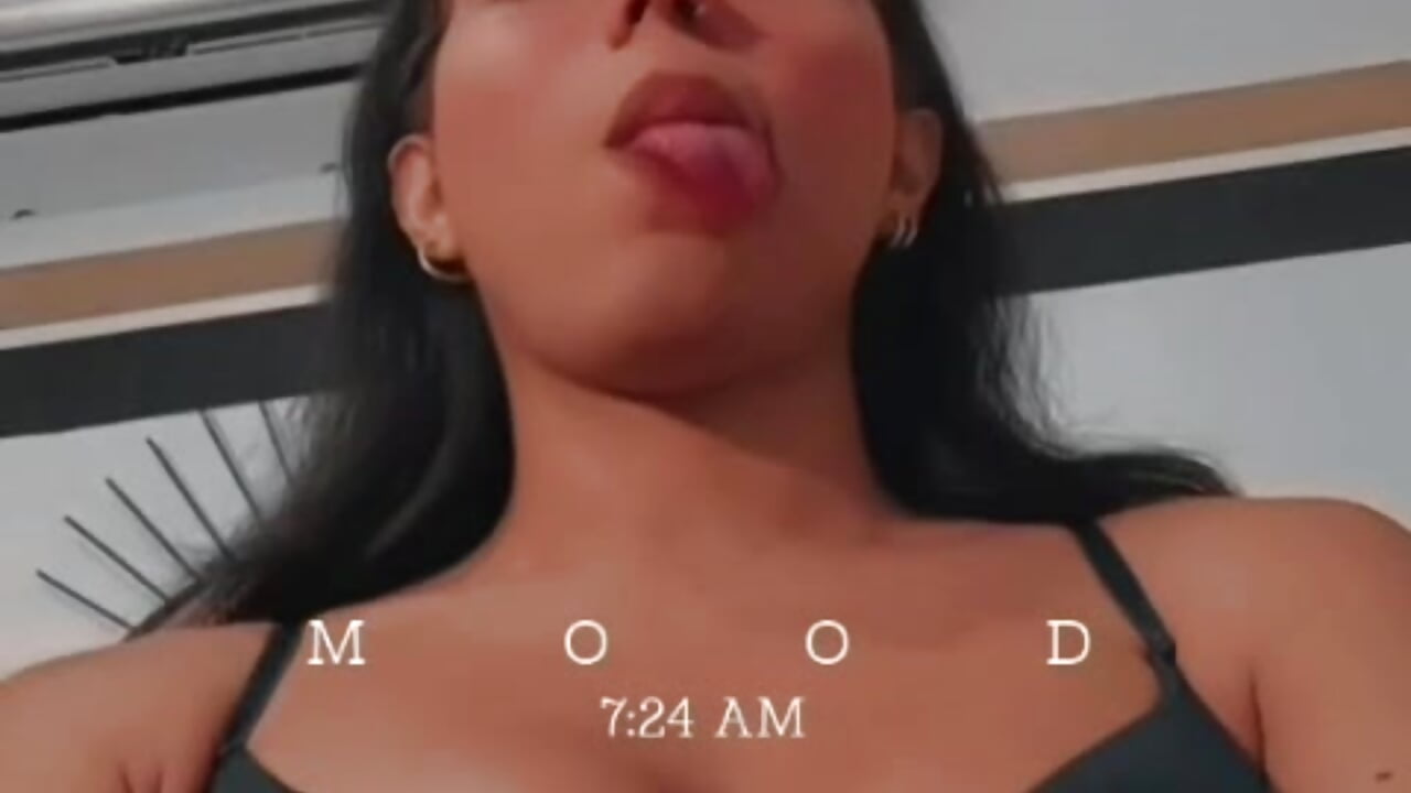 EmilyGomezLS kamerás modell  5729. kiemelt videója