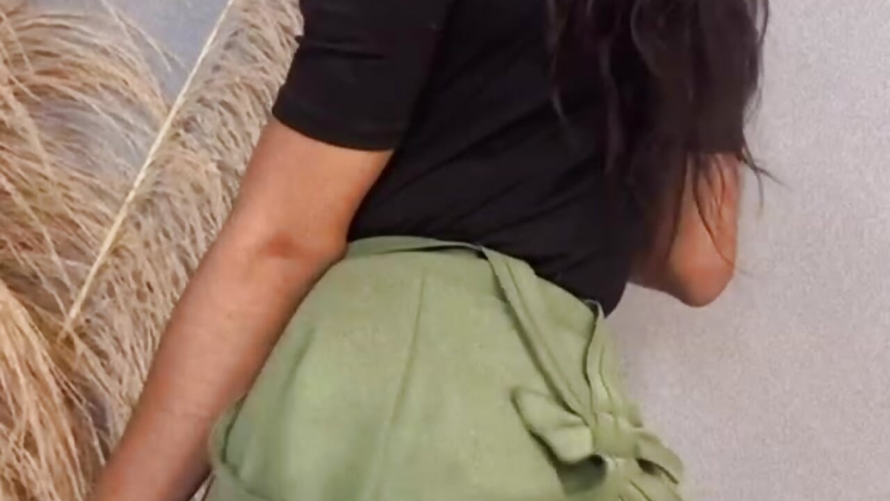 yum yum ♥️ - video by EmilyGomezLS cam model