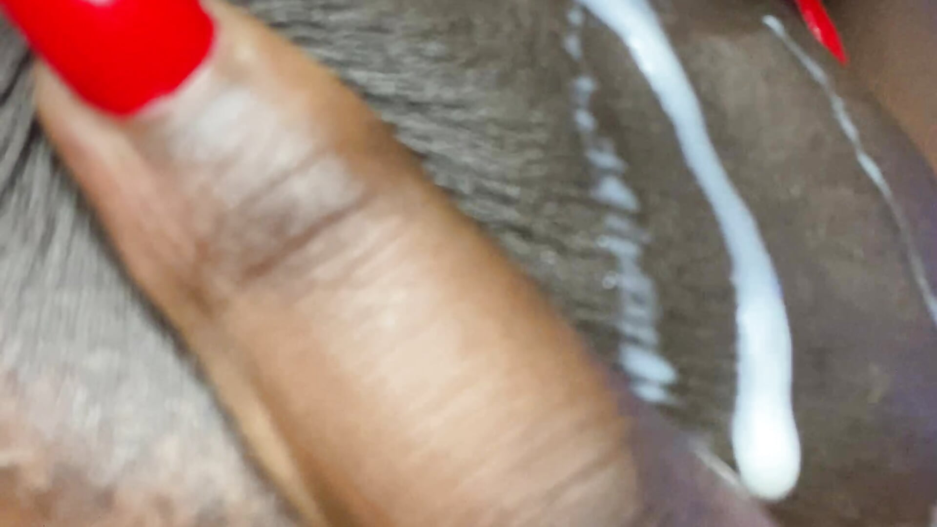 Milky tits can I feed you 🤭