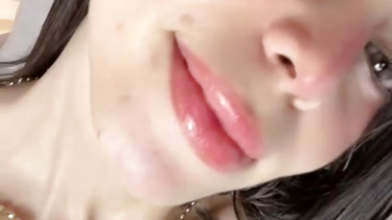 Lips - video by ScarlletFoxx cam model
