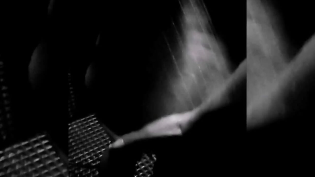 Hot shower time with Eva! – video modela na kameri _F_R_A_U_