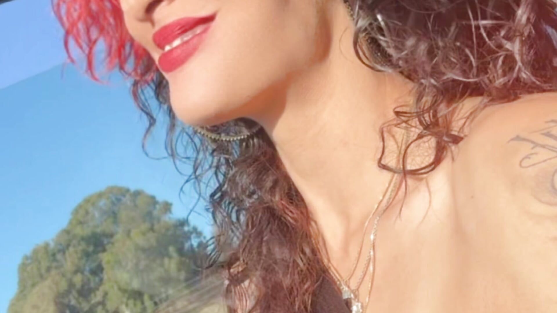 9776160737bd479f9a4eea52ac8ceeeb– LetsSeeLexi247 kameramodell videója