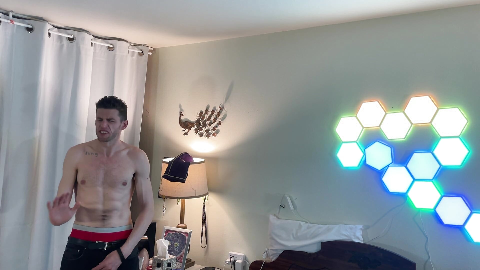 boys claiming their muscular - video av savageconfidence cam model