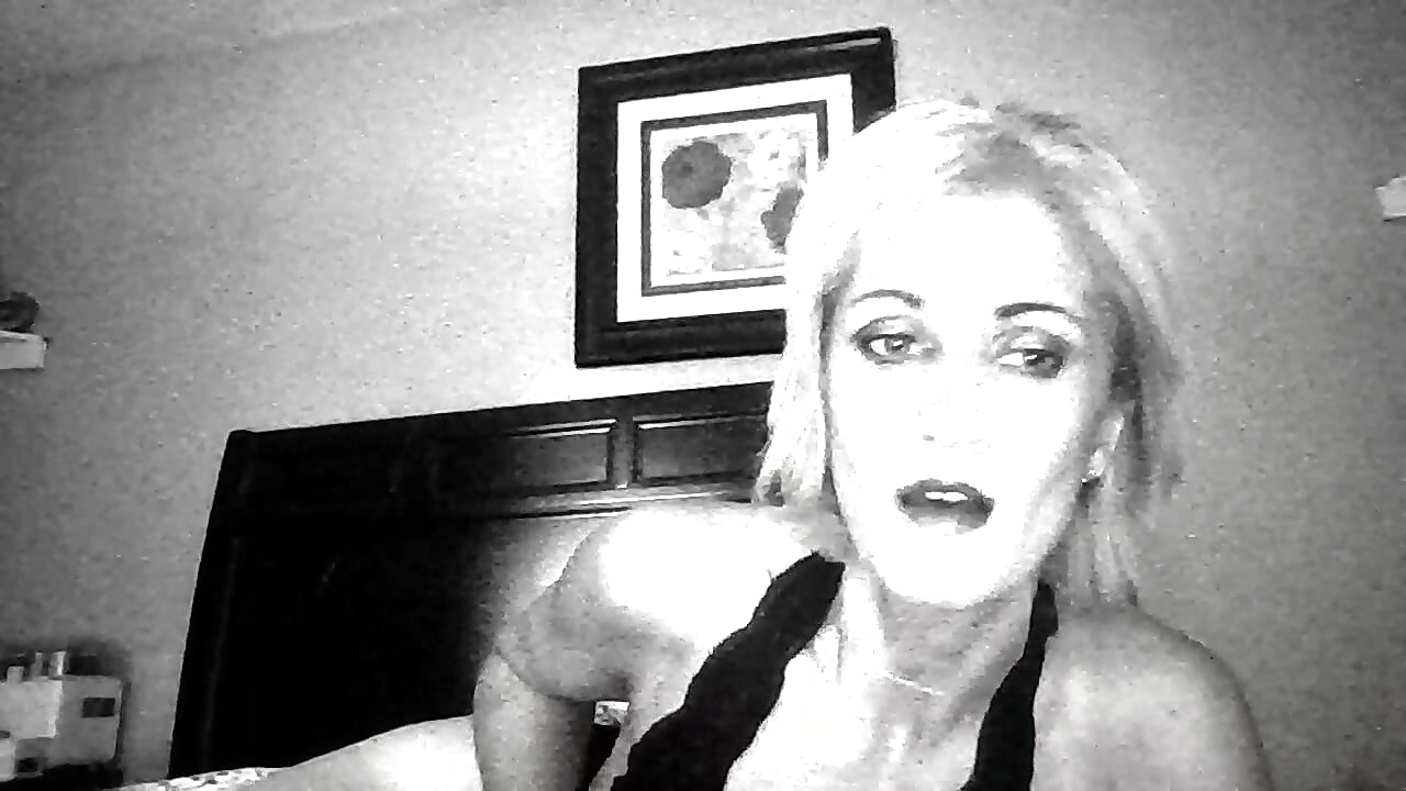 WIN_20240104_05_54_49_Pro - clip cu BeMyDom model videochat