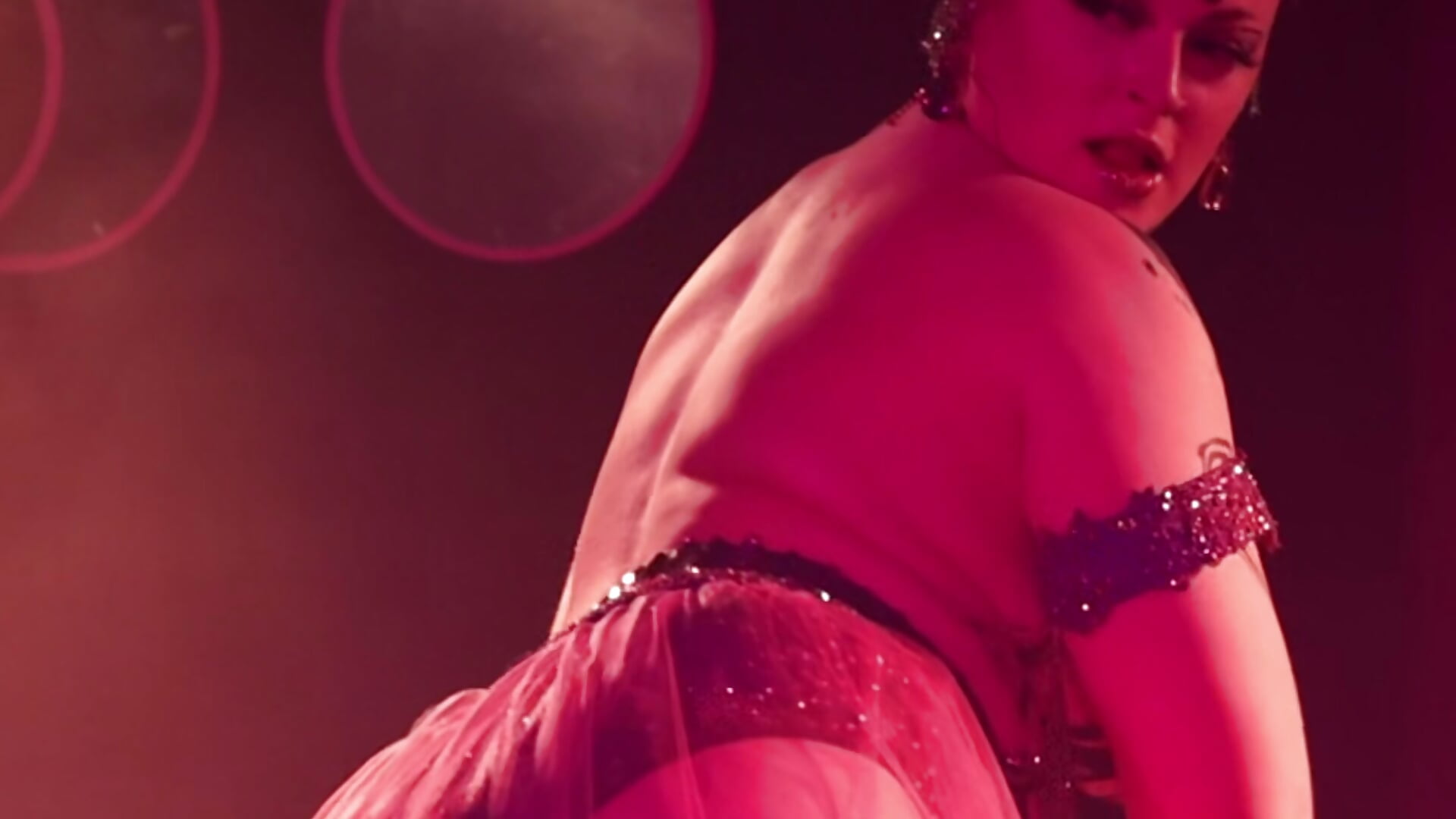 6EB264E5-1E7B-467A-90DA-BDC7DCC8B545 2 - Video von aaprill Cam-Model