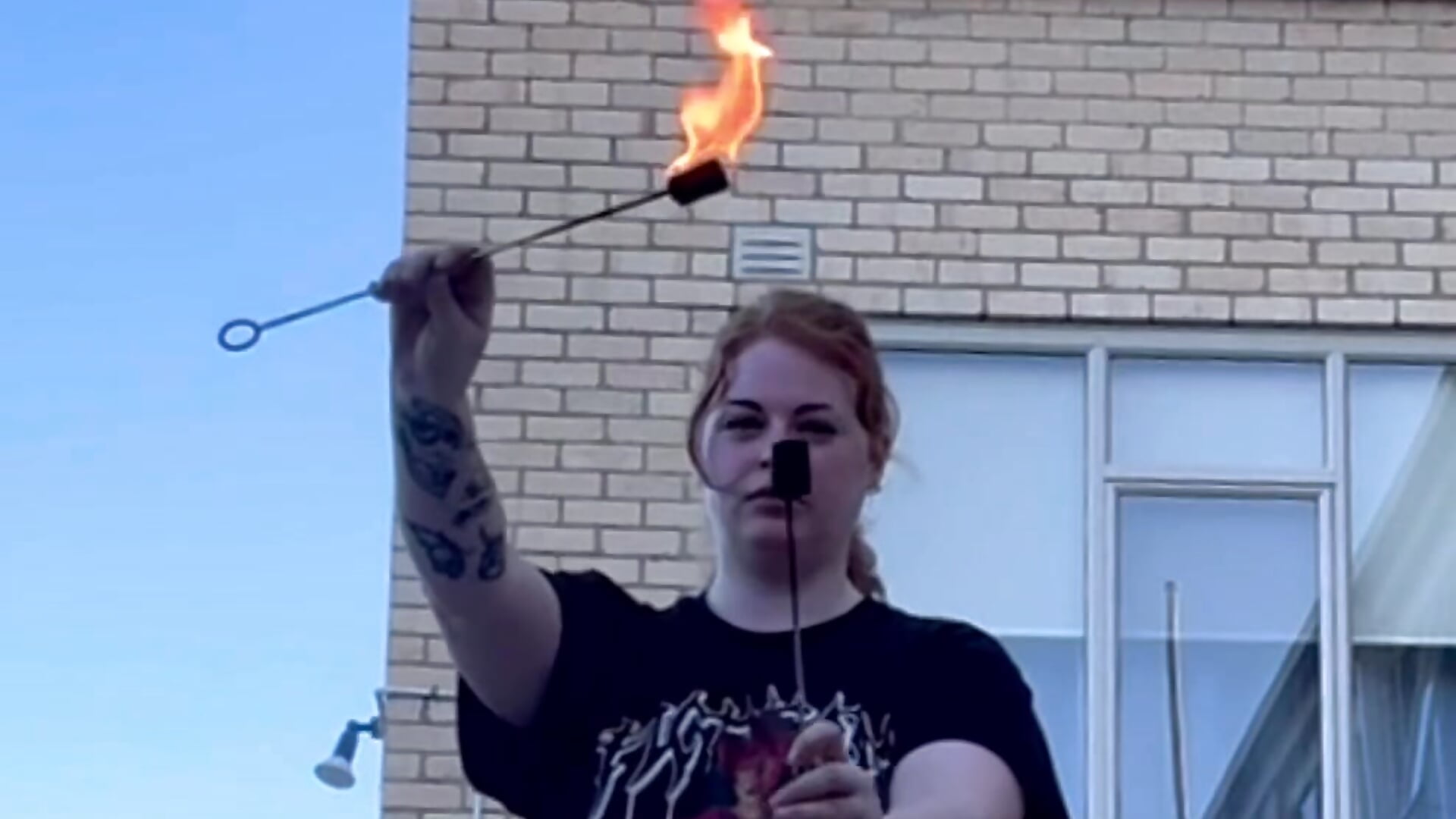 9BD5323F-C6EB-4C5D-974F-B50F2280987Bsegment_video_2 - Video von aaprill Cam-Model