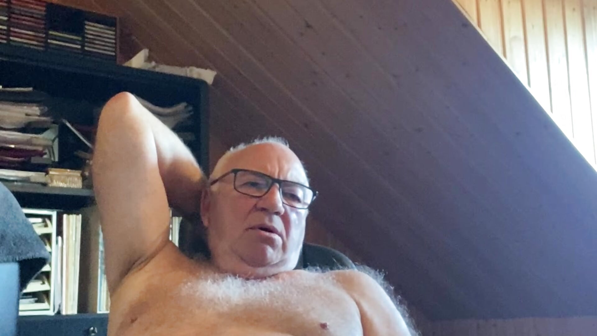 Wanking all the time – video od webkamerové modelky biggandybig