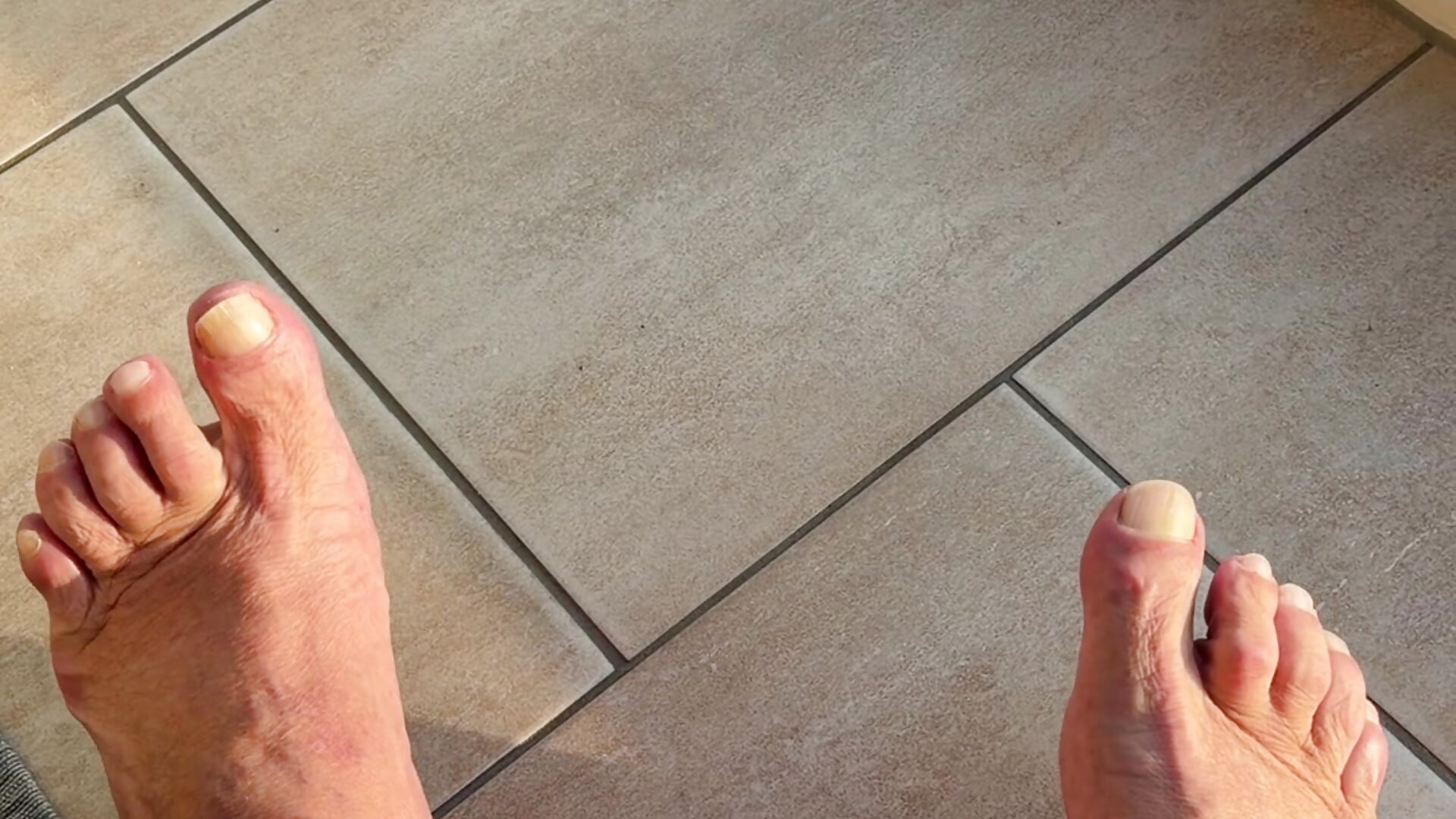 My feet – video od webkamerové modelky biggandybig