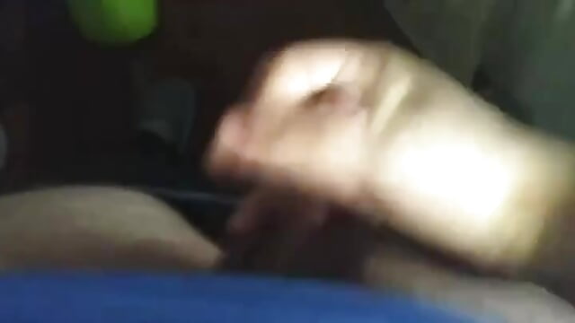 explosive milk - Vídeo de menditeta1, modelo de vídeos