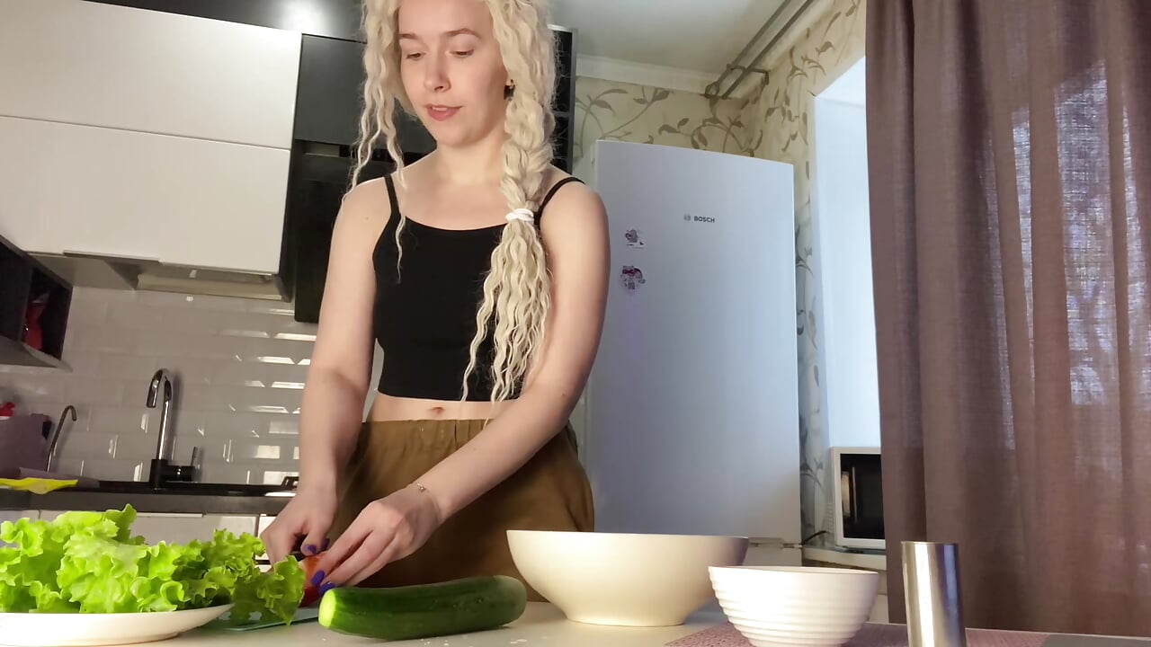 salad - video di igotuscookies modella di cam