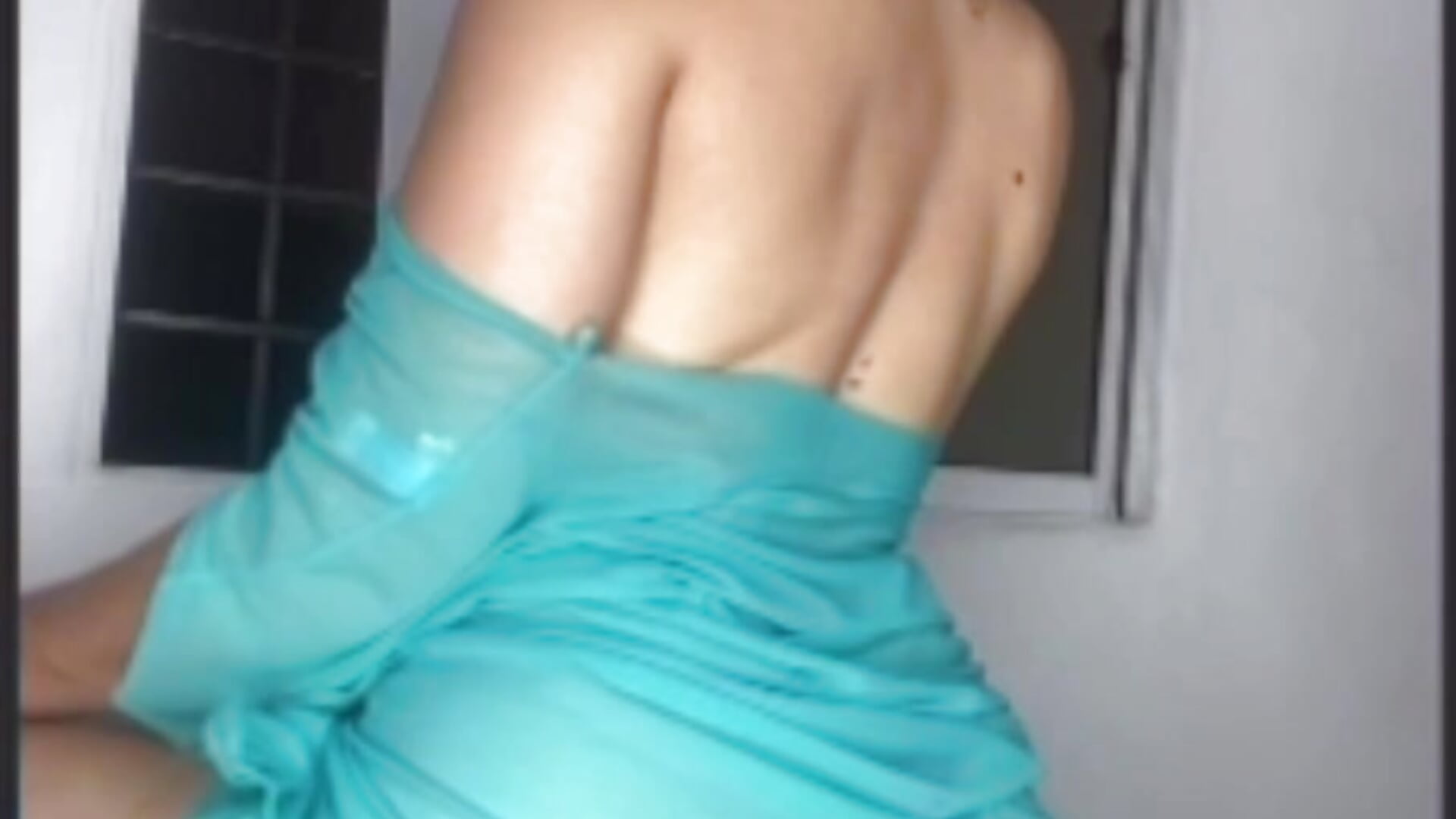 Look at this back✨