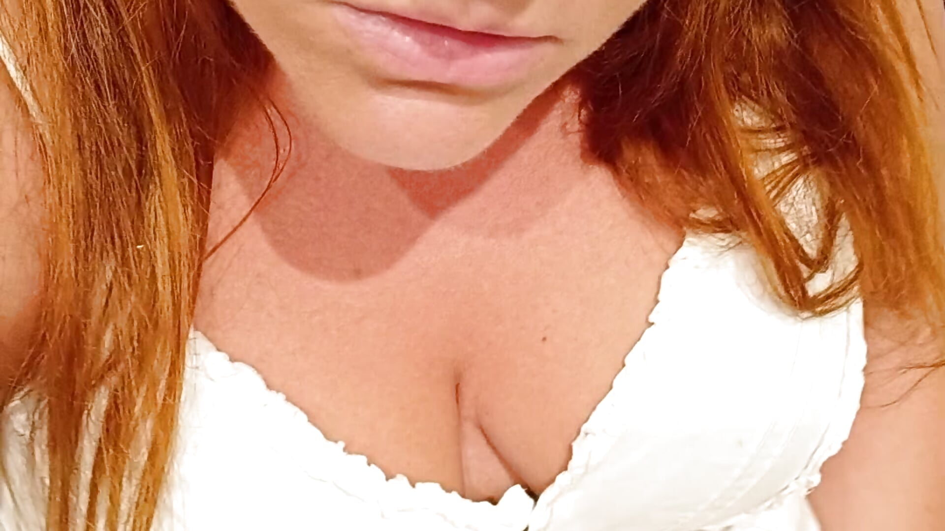 Masturbating focus on face - clip cu Natacha_sweden model videochat