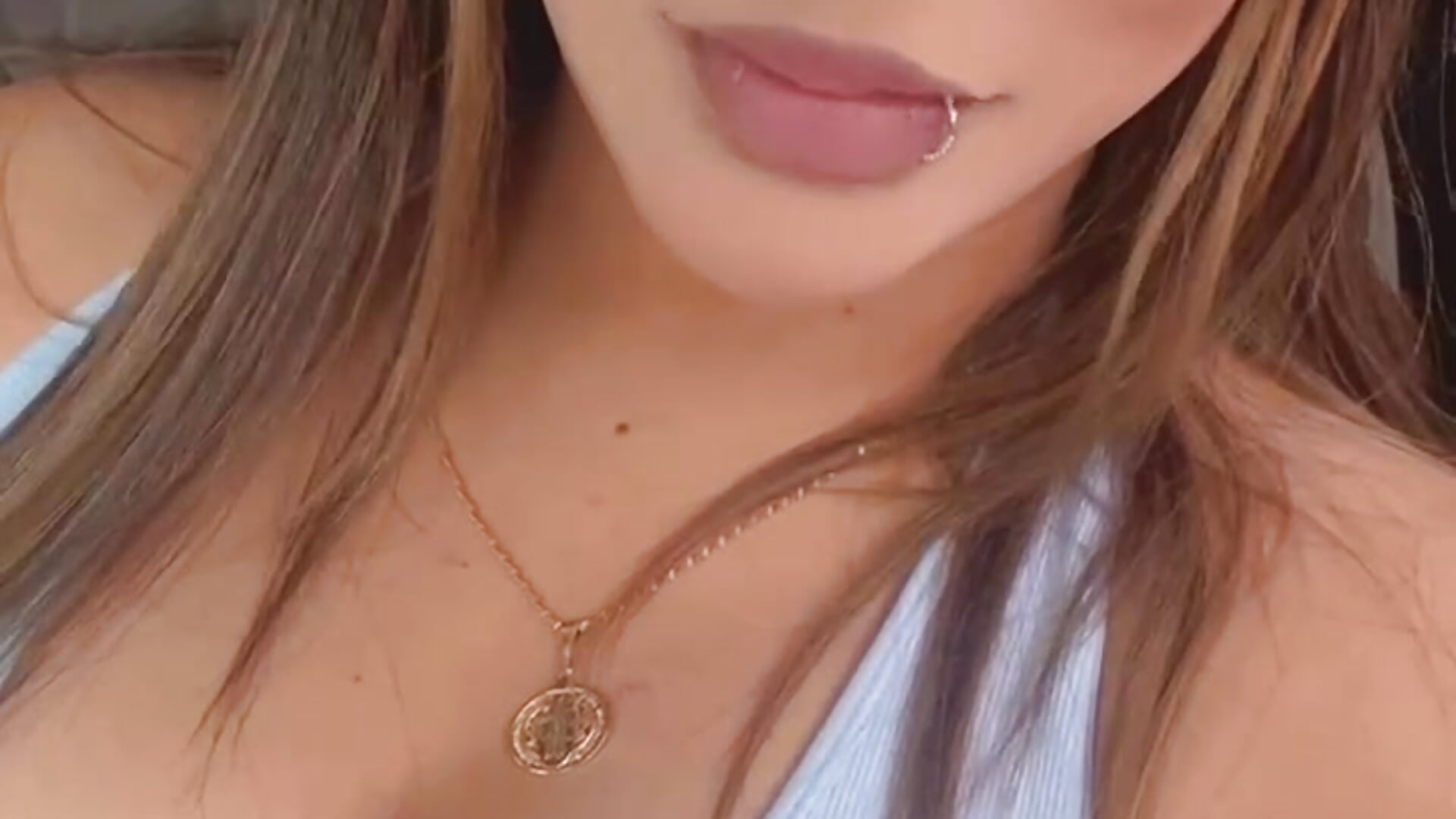 🙂‍↕️🙂‍↕️ - video by Sara_Desire cam model