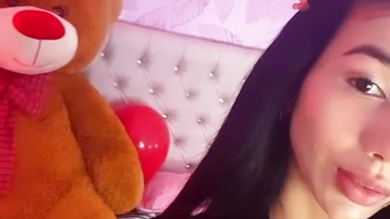 Happy Valentine's Day to you ❤💋 - Nicolee_Lee 的视频
