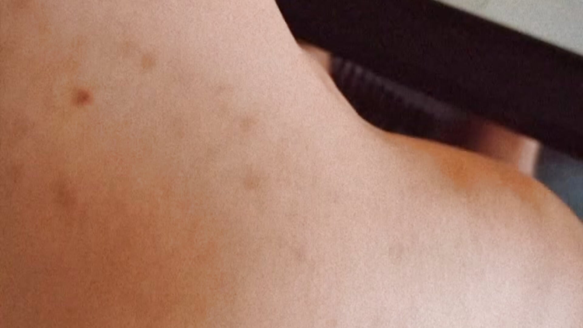 Playing games while stroking my dick 🍆