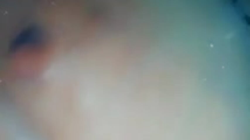 Hot en la ducha – video af kember2021