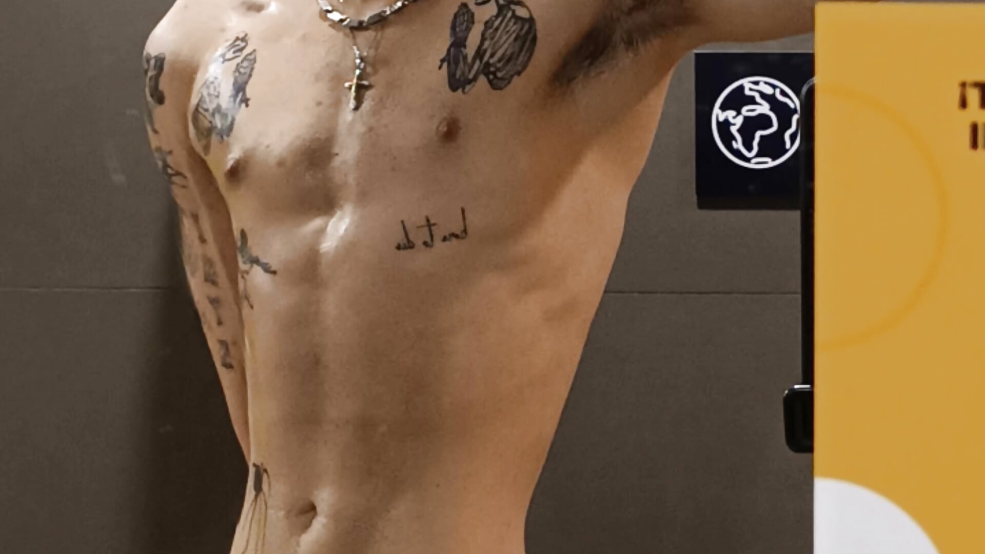 1000405973.mp4 - video by damien_wolfx cam model