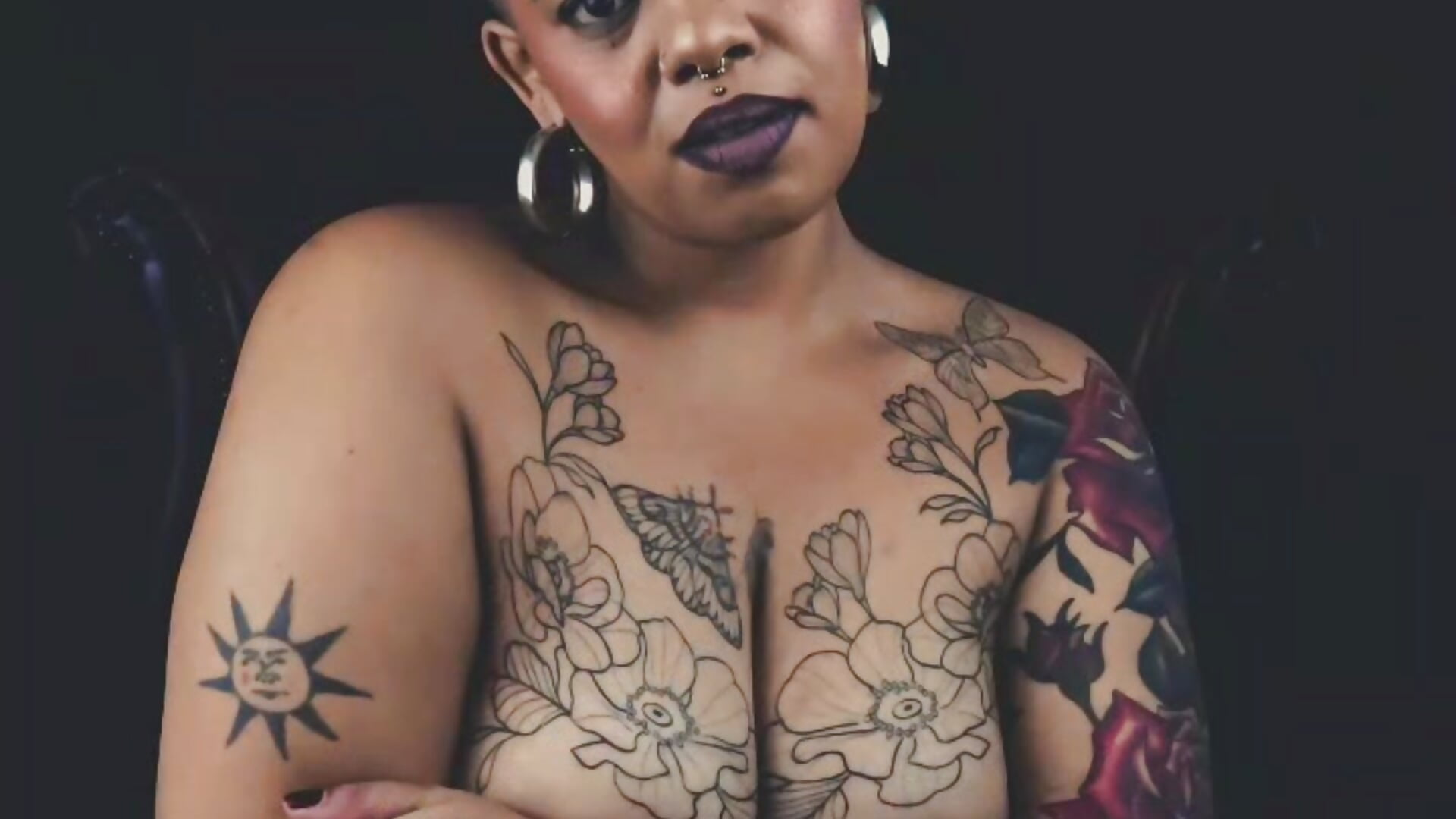 New branding,  new me 🖤🌹 - video by Rose_Gold_0503 cam model