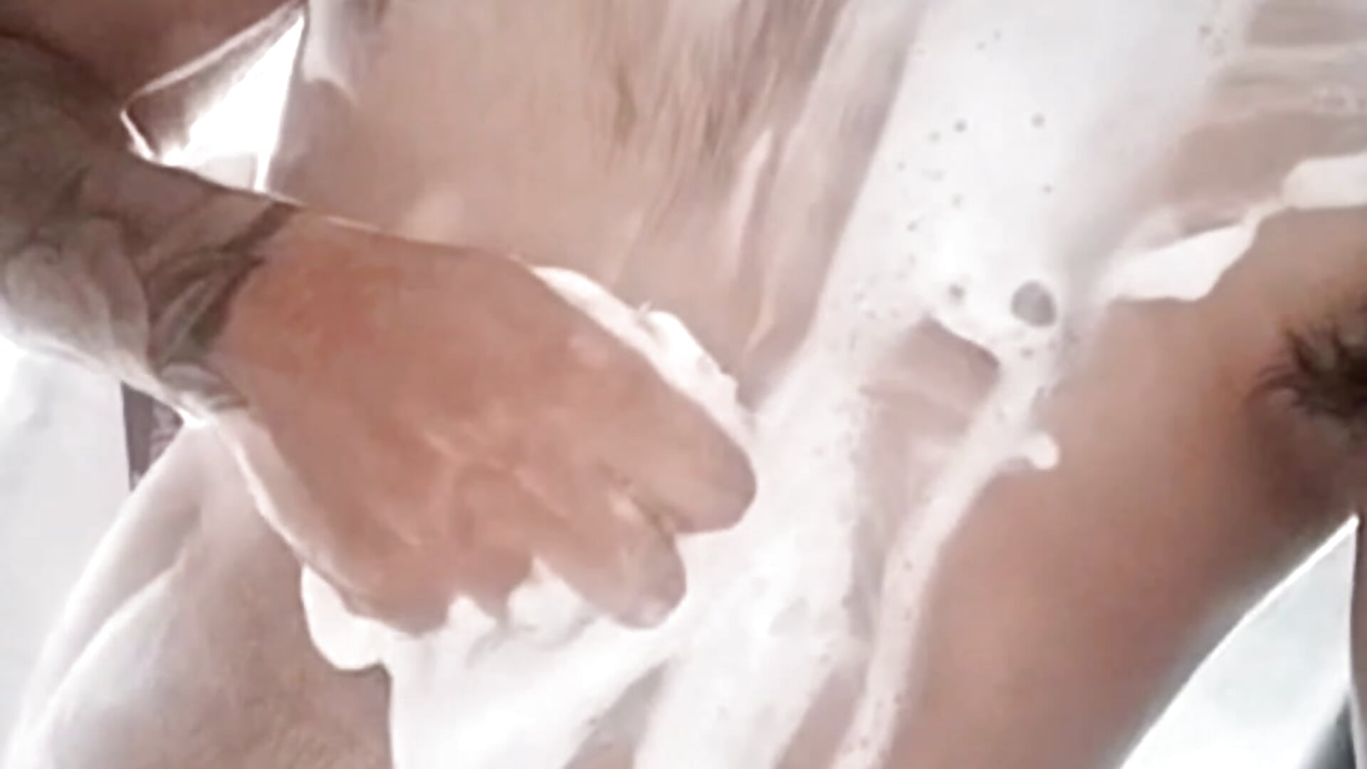 Need to get soapy - فيديو من jamie9901 موديل الكام