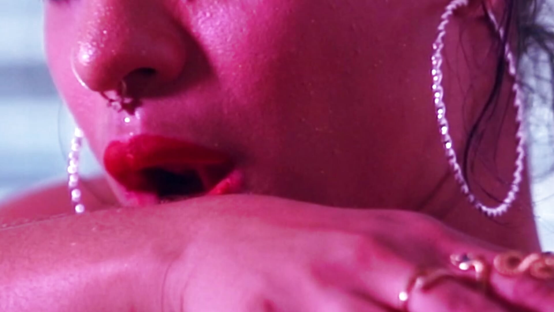 Teaser Diabla 20sec Prueba Jasmin noexplicit - video by VioletXia_ cam model