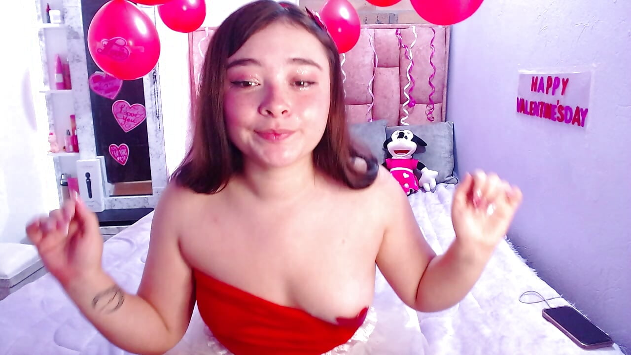 San Valentín - відео від вебкаммоделі nahia__2