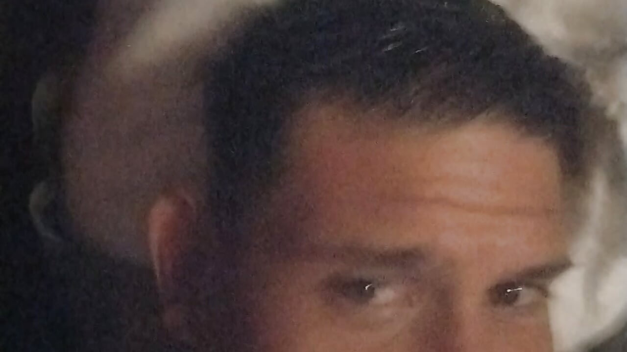 profile-intro-video-1777289243 - Vídeo de 33elguason, modelo de vídeos