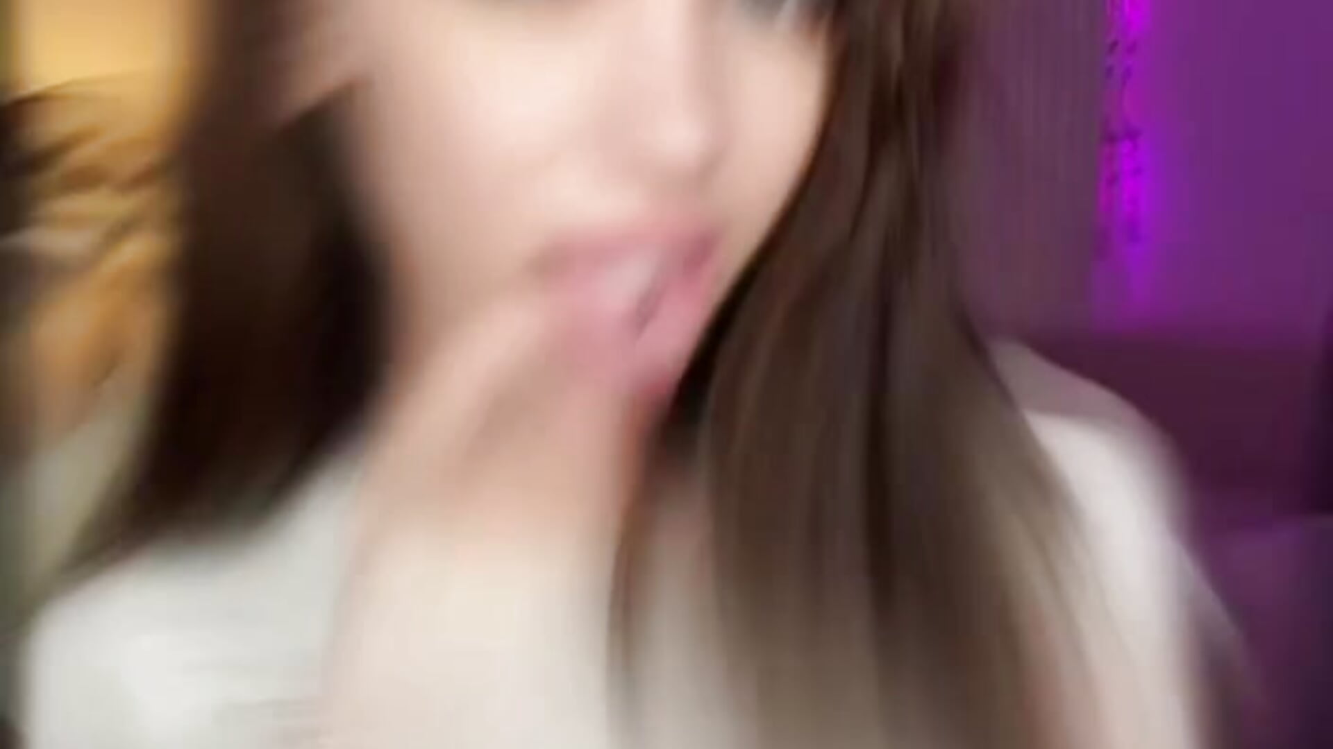 xoxo - video BBabyShark kameramallilta