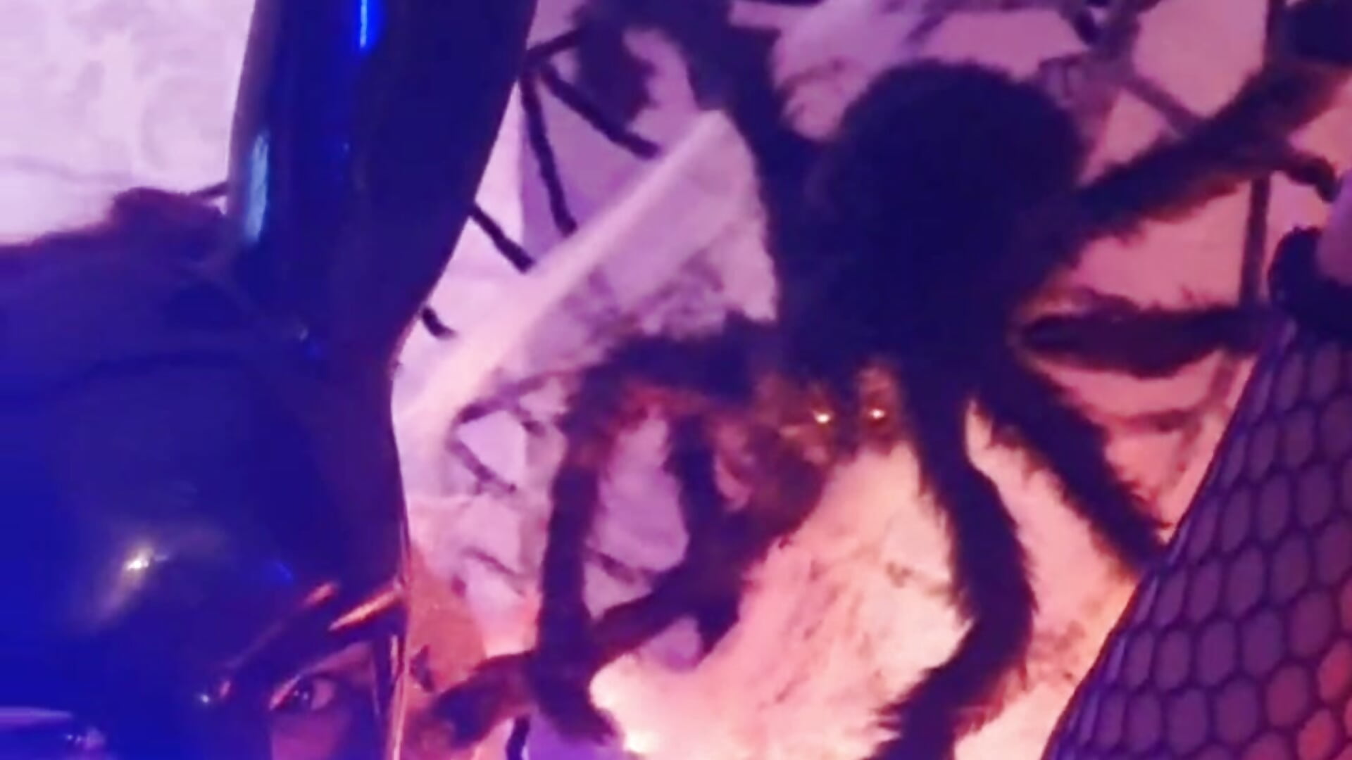 Happy halloween - video by Giselle_Noah cam model