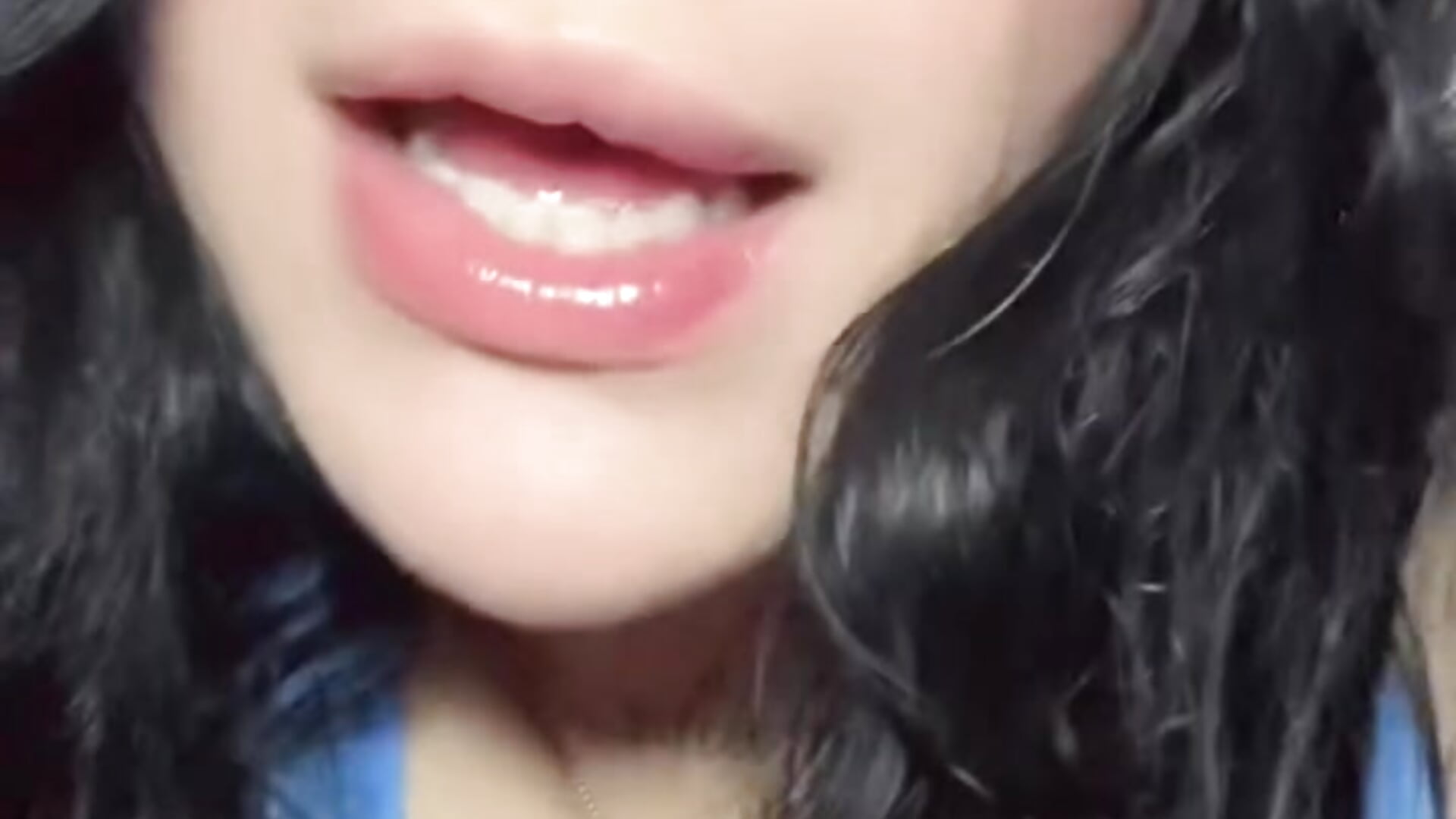 A kiss for you 💙 - video van Scarlett_grey1 cam-model