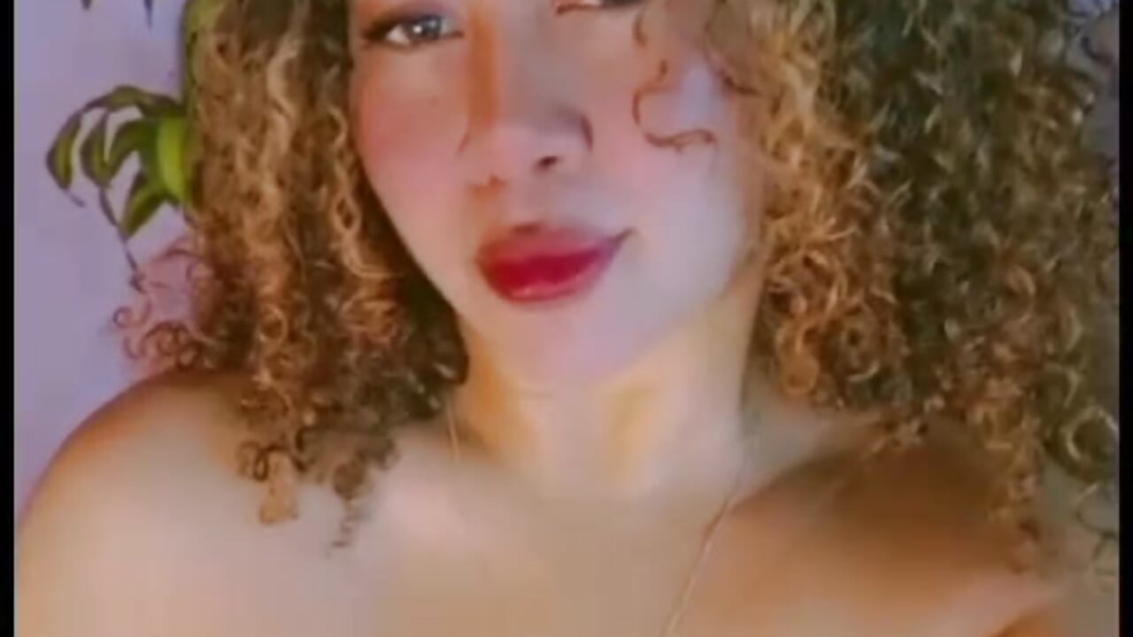 you and me alone 🥵😉 - video by Kenia_tompson01 cam model