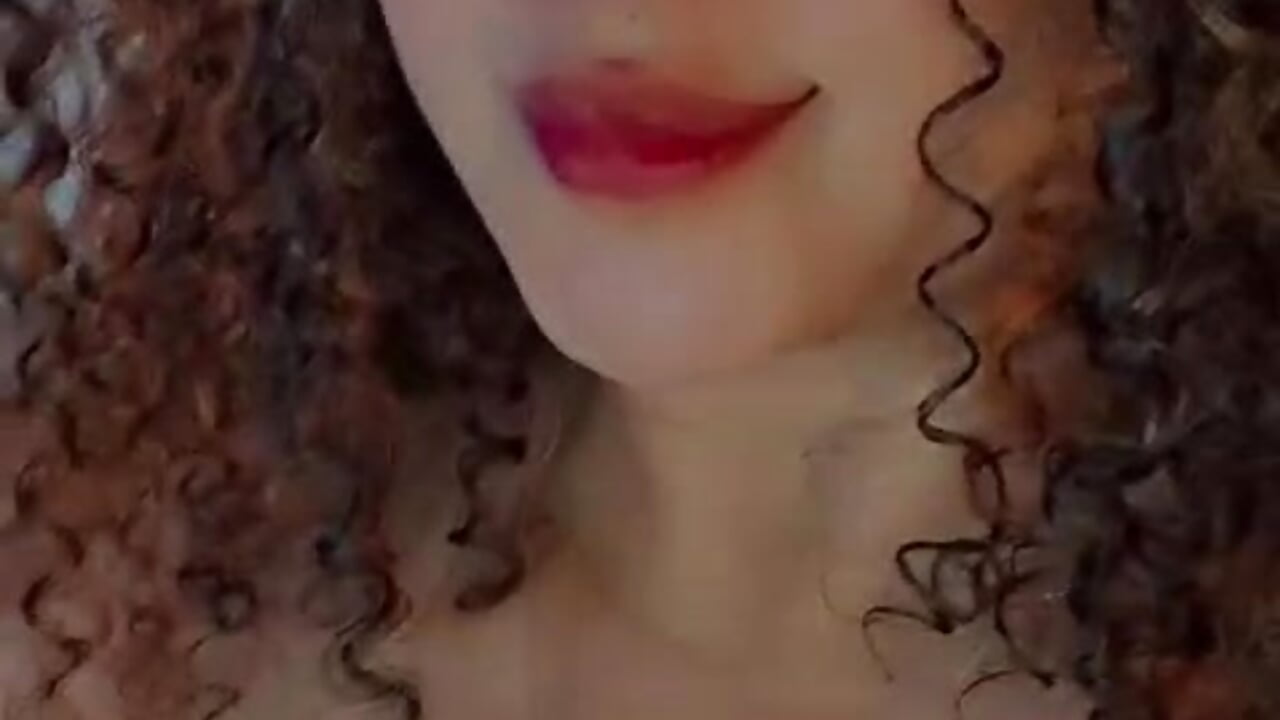 Feed 💚 - video by Kenia_tompson01 cam model