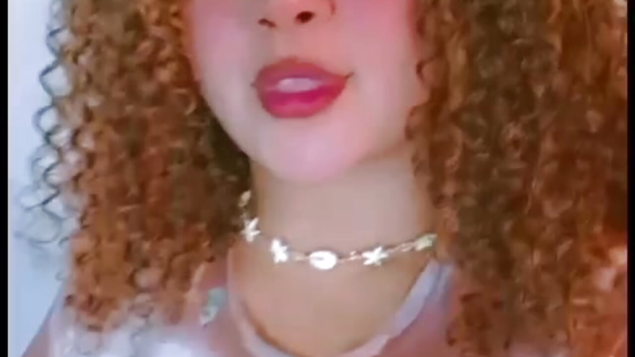 cute kenia💛 - video by Kenia_tompson01 cam model