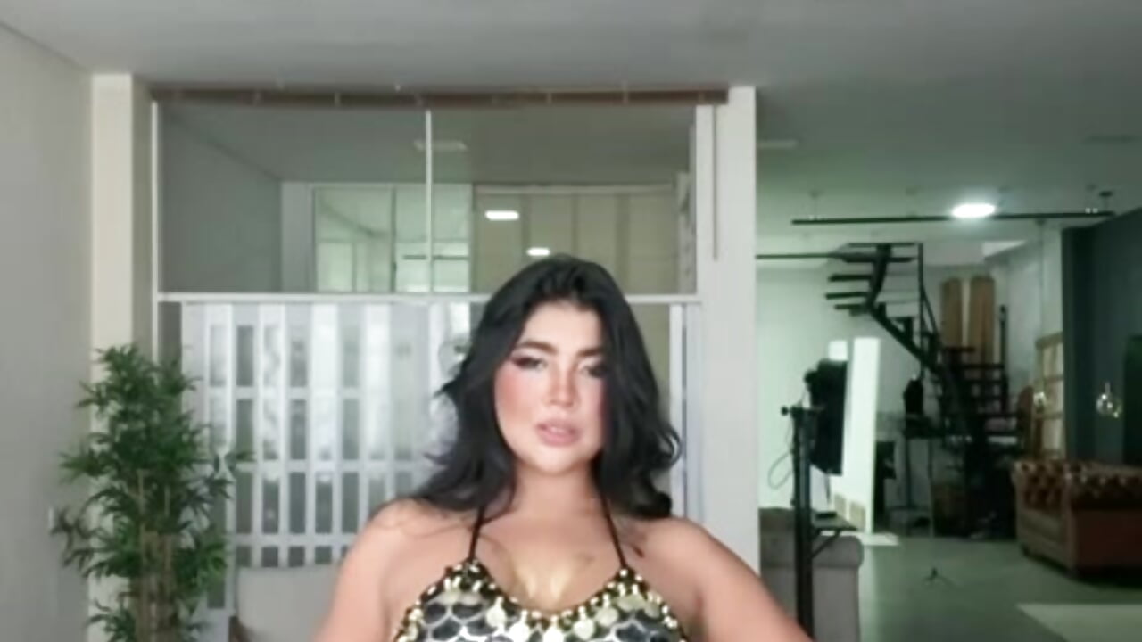 ✨ sensual goddess  ✨ – video af Poacahontasfg cam-model